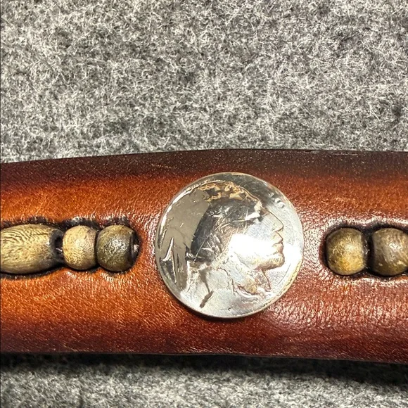 Brighton ONYX Tan Leather Belt with Distinctive Silver Buckle - Picture 5 of 14